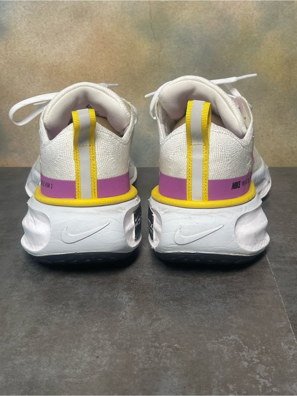 Nike ZoomX Invincible Run 3 Women’s White/Purple Sneakers Size 8.5 - Picture 7 of 16